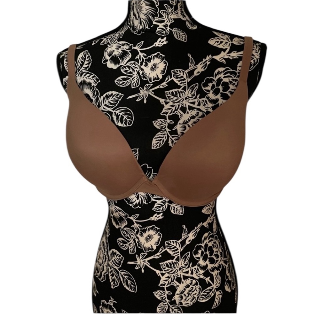 SKIMS 38D nude push up bra 3 hook back closure